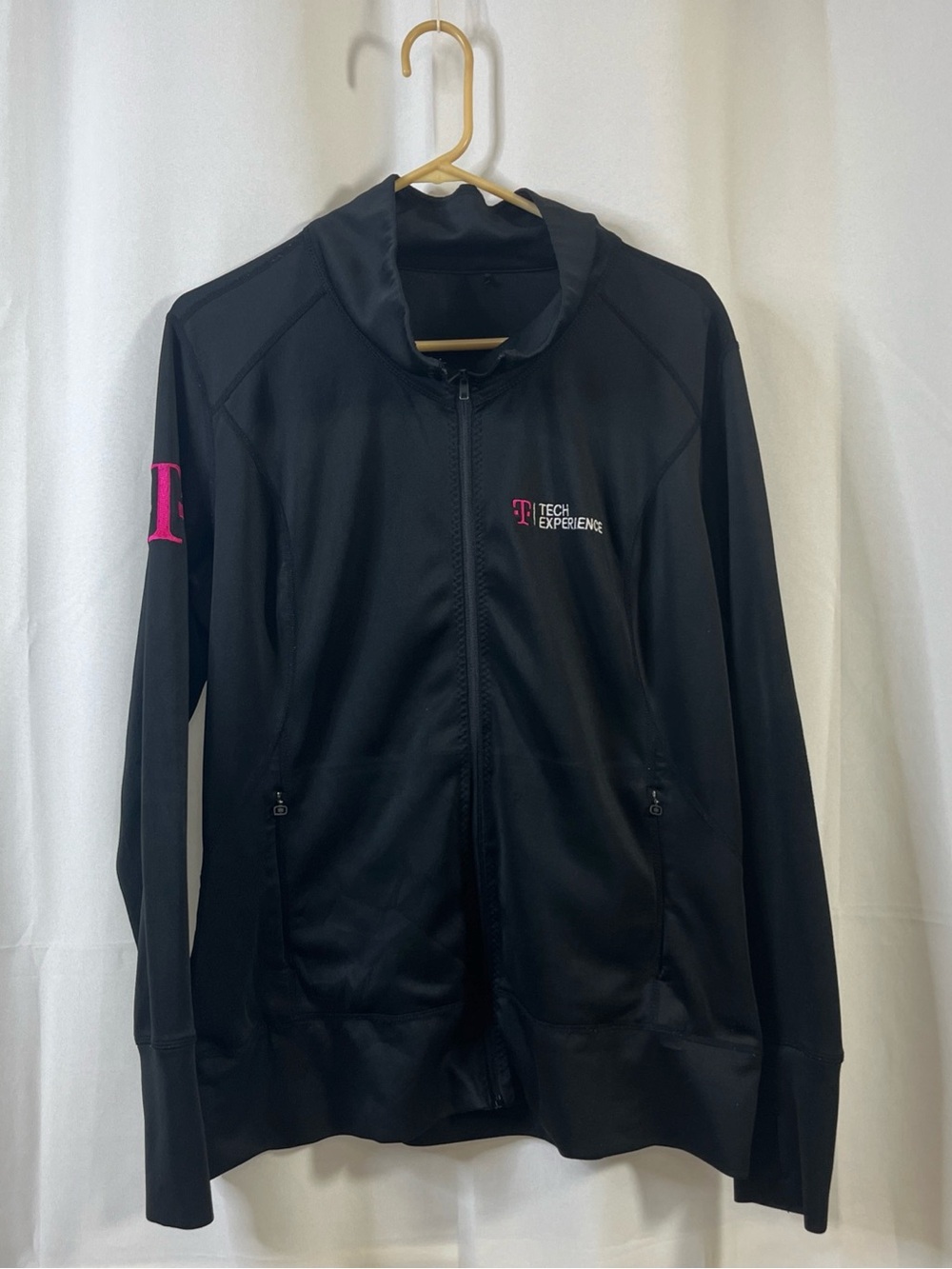 OGIO x T-Mobile uniform Women's Black Fleece Windbreaker Work Zip Up Jacket XL